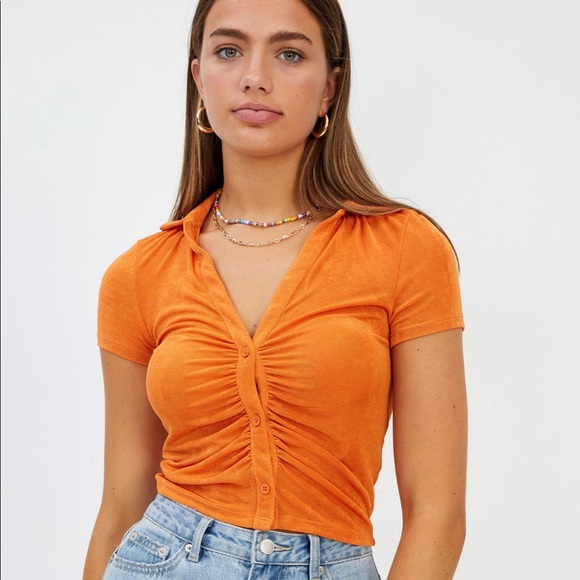 Glassons Tops - NWT! 🧡 Ruched Button Front Shortsleeve Top 🧡 HOST PICK ✨✨✨✨✨